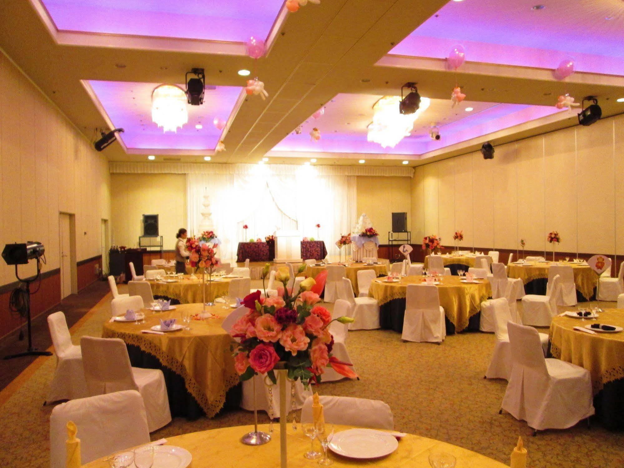 Hotel Crown Palais Shuhoku Одате Екстериор снимка